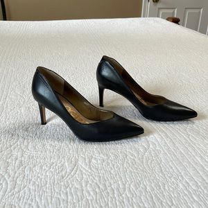 Sam Edelman Orella black leather pumps. Size 7.5.